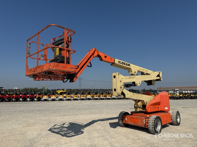 2008 JLG E450AJ Piattaforma monobraccio articolata - Коленчатый подъемник: фото 1 2008 JLG E450AJ Piattaforma monobraccio articolata - Коленчатый подъемник: фото 1