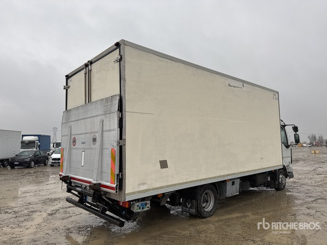 2008 Renault Midlum 220Dxi 4x2 Refrigerated Truck - Рефрижератор: фото 3 2008 Renault Midlum 220Dxi 4x2 Refrigerated Truck - Рефрижератор: фото 3