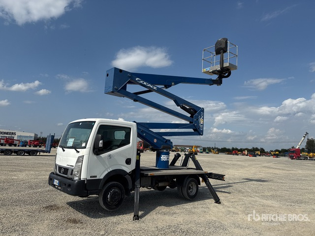 2015 Nissan Cabstar 35.12 2015 Socage DA320 20 m on Bucket Truck - Грузовик с подъемником: фото 2 2015 Nissan Cabstar 35.12 2015 Socage DA320 20 m on Bucket Truck - Грузовик с подъемником: фото 2