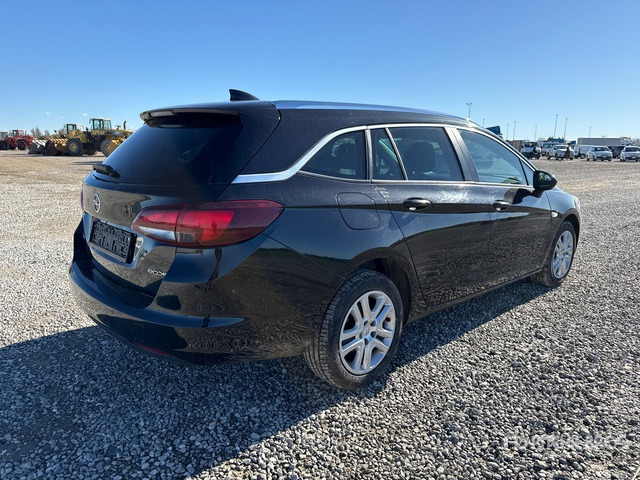 2017 Opel Astra Sport Tourer Automobile - Легковой автомобиль: фото 3 2017 Opel Astra Sport Tourer Automobile - Легковой автомобиль: фото 3