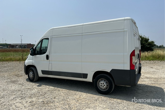 2017 Peugeot Boxer 333 L2H2 2.0 BLUEHDI 130CV Van Truck - Легковой фургон: фото 3 2017 Peugeot Boxer 333 L2H2 2.0 BLUEHDI 130CV Van Truck - Легковой фургон: фото 3