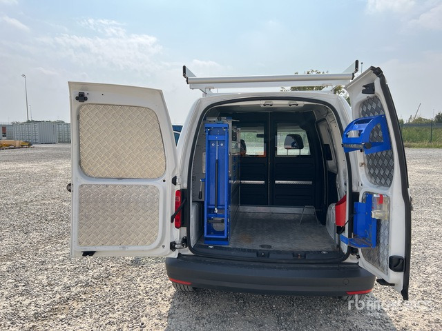 2017 Volkswagen Caddy 2.0 TDI 122CV 4MOTION VAN E6 Van Truck - Легковой фургон: фото 4 2017 Volkswagen Caddy 2.0 TDI 122CV 4MOTION VAN E6 Van Truck - Легковой фургон: фото 4