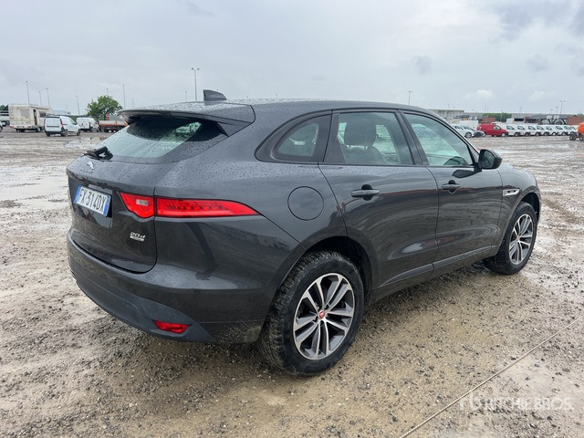 2019 Jaguar F-Pace 2.0D I4 180CV R-SPORT AWD (Inop ... SUV - Внедорожник: фото 5 2019 Jaguar F-Pace 2.0D I4 180CV R-SPORT AWD (Inop ... SUV - Внедорожник: фото 5