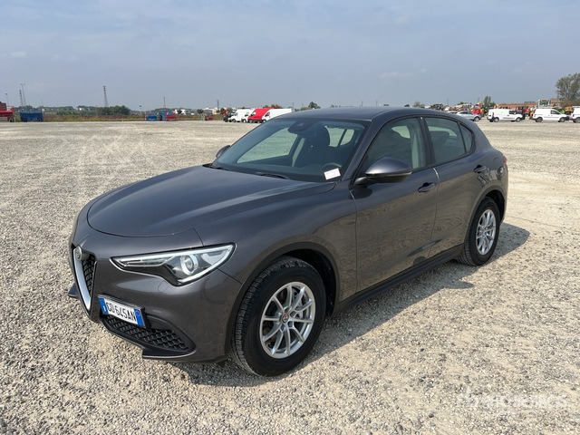 2020 Alfa Romeo Stelvio 2.2 TD 190CV AT8 Q4 BUSINESS SUV - Внедорожник: фото 3 2020 Alfa Romeo Stelvio 2.2 TD 190CV AT8 Q4 BUSINESS SUV - Внедорожник: фото 3