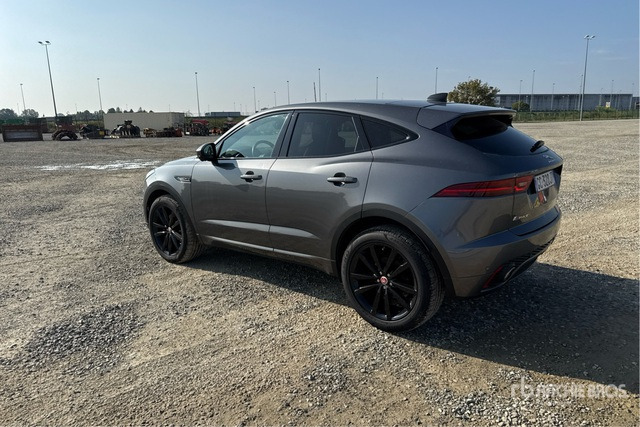 2020 Jaguar E Pace 2.0D I4 CHEQUERED FLAG AUTO 4WD SUV - Внедорожник: фото 2 2020 Jaguar E Pace 2.0D I4 CHEQUERED FLAG AUTO 4WD SUV - Внедорожник: фото 2