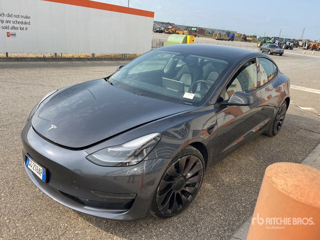 2021 Tesla Model 3 3 PERFORMANCE DUAL MOTOR 4WD Automobile - Легковой автомобиль: фото 2 2021 Tesla Model 3 3 PERFORMANCE DUAL MOTOR 4WD Automobile - Легковой автомобиль: фото 2