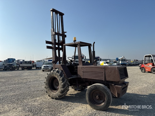 Manitou MB25G Carrello elevatore fuoristrada - Внедорожный погрузчик: фото 3 Manitou MB25G Carrello elevatore fuoristrada - Внедорожный погрузчик: фото 3