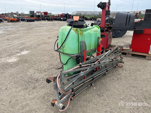 Maschio 3-Point Hitch Sprayer - Навесной опрыскиватель: фото 3 Maschio 3-Point Hitch Sprayer - Навесной опрыскиватель: фото 3