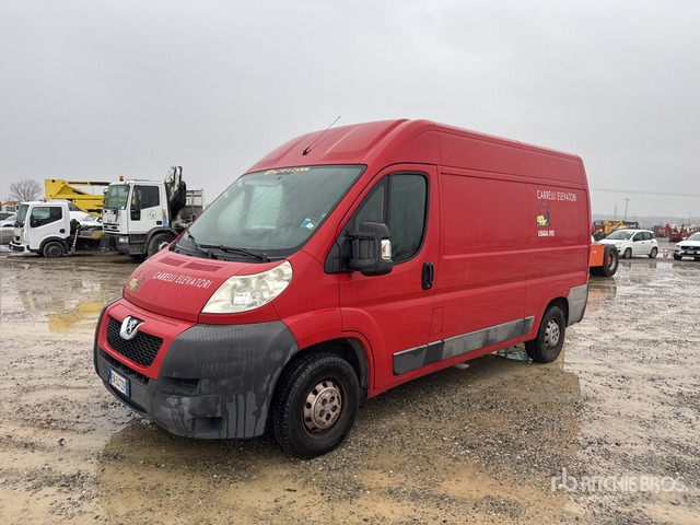 Peugeot Boxer Van Truck - Грузовик с закрытым кузовом: фото 1 Peugeot Boxer Van Truck - Грузовик с закрытым кузовом: фото 1
