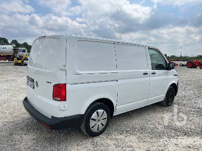 VOLKSWAGEN TRANSPORTER Panel Short Wheelbase 4X4 2.0 T ... - Грузовик с закрытым кузовом: фото 3 VOLKSWAGEN TRANSPORTER Panel Short Wheelbase 4X4 2.0 T ... - Грузовик с закрытым кузовом: фото 3
