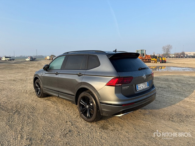 Volkswagen Tiguan SUV - Внедорожник: фото 3 Volkswagen Tiguan SUV - Внедорожник: фото 3