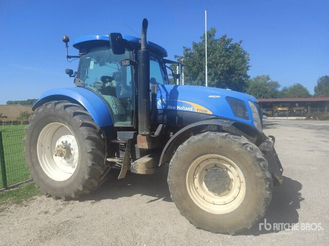 2010 New Holland T7050 AutoCommand Tracteur Agricole 4WD Tractor - Трактор: фото 2 2010 New Holland T7050 AutoCommand Tracteur Agricole 4WD Tractor - Трактор: фото 2