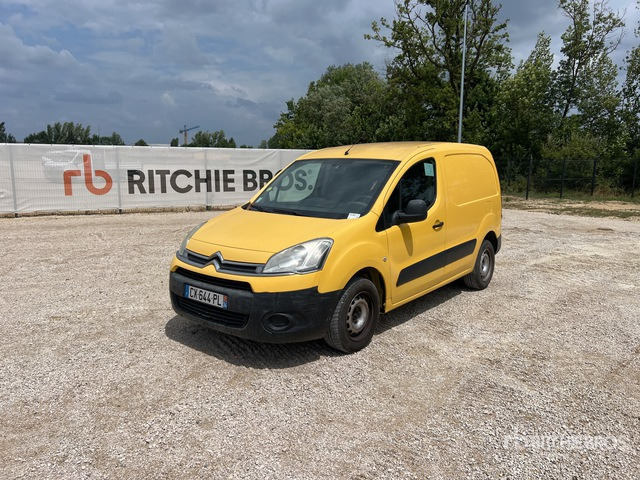 2013 Citroen Berlingo Vehicule Utilitaire Cargo Van - Легковой фургон: фото 2 2013 Citroen Berlingo Vehicule Utilitaire Cargo Van - Легковой фургон: фото 2