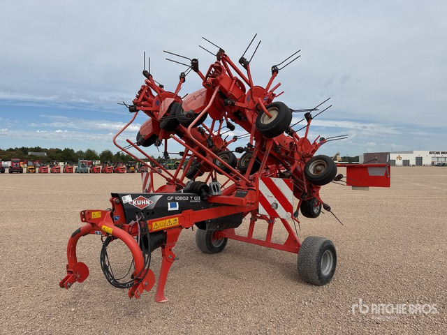 2014 Kuhn GF 10802 T G2 10.8 m 2-Point 10 Rotor Faneuse Hay Tedder - Косилка-измельчитель/ Мульчер: фото 2 2014 Kuhn GF 10802 T G2 10.8 m 2-Point 10 Rotor Faneuse Hay Tedder - Косилка-измельчитель/ Мульчер: фото 2