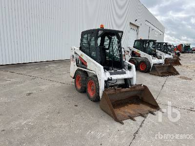 BOBCAT S100 Chargeuse Compacte - Мини-погрузчик с бортовым поворотом: фото 4 BOBCAT S100 Chargeuse Compacte - Мини-погрузчик с бортовым поворотом: фото 4