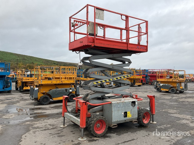 2007 Skyjack SJ6832RT 4x4 Diesel Scissor Lift - Ножничный подъемник: фото 1 2007 Skyjack SJ6832RT 4x4 Diesel Scissor Lift - Ножничный подъемник: фото 1