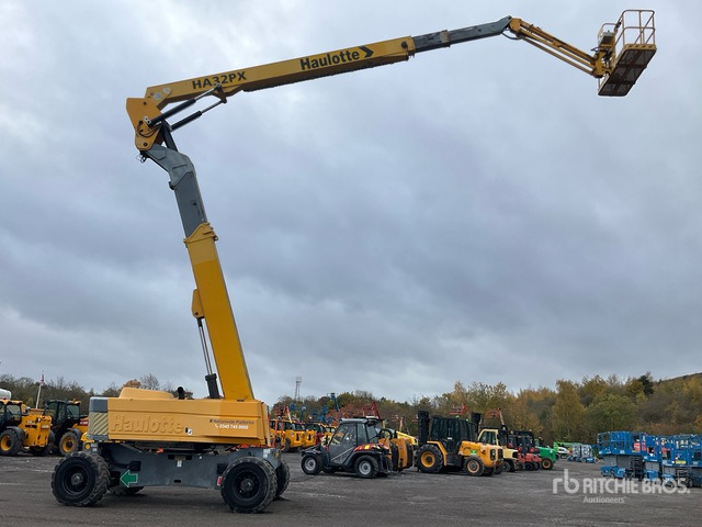 2009 Haulotte HA32PX 4WD Diesel Articulating Boom Lift - Коленчатый подъемник: фото 2 2009 Haulotte HA32PX 4WD Diesel Articulating Boom Lift - Коленчатый подъемник: фото 2