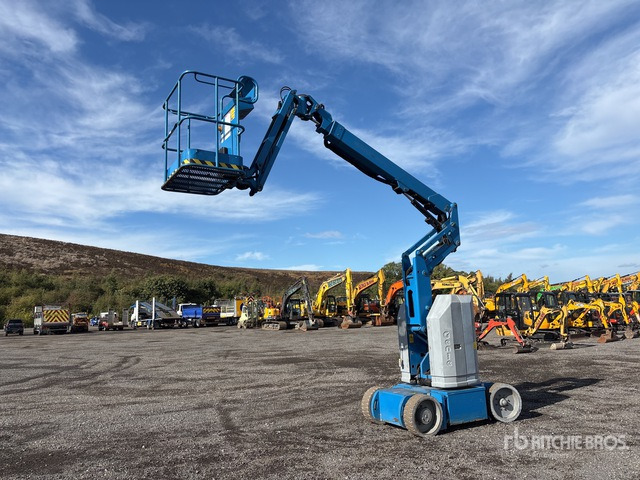 2013 Genie GZ30/20NR 2WD Electric Articulating Boom Lift - Коленчатый подъемник: фото 1 2013 Genie GZ30/20NR 2WD Electric Articulating Boom Lift - Коленчатый подъемник: фото 1