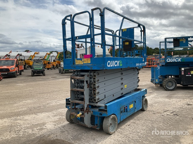 2015 Genie GS-4047 Electric (Inoperable) Scissor Lift - Ножничный подъемник: фото 4 2015 Genie GS-4047 Electric (Inoperable) Scissor Lift - Ножничный подъемник: фото 4