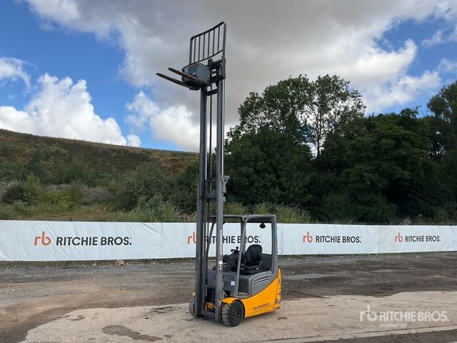 2019 Jungheinrich EFG216K 1600 kg 3 Wheel Electric Forklift - Электропогрузчик: фото 2 2019 Jungheinrich EFG216K 1600 kg 3 Wheel Electric Forklift - Электропогрузчик: фото 2