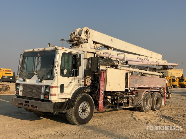 1999 Mack MR688S 1999 Schwing 32/28 XL 32 m on 6x4 Concrete Pump Truck - Автобетононасос: фото 1 1999 Mack MR688S 1999 Schwing 32/28 XL 32 m on 6x4 Concrete Pump Truck - Автобетононасос: фото 1