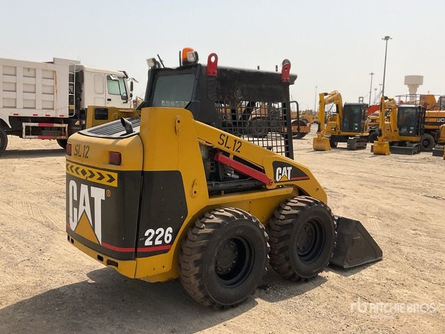 2002 Cat 226 - Мини-погрузчик с бортовым поворотом: фото 3 2002 Cat 226 - Мини-погрузчик с бортовым поворотом: фото 3