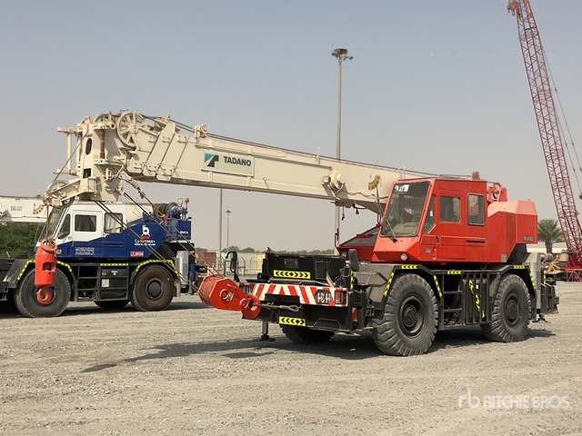 2002 Tadano TR300EX 30 ton 4x4x4 Rough Terrain Crane - Короткобазный кран: фото 2 2002 Tadano TR300EX 30 ton 4x4x4 Rough Terrain Crane - Короткобазный кран: фото 2