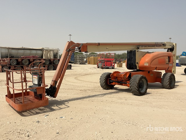 2005 JLG 800AJ 4WD Diesel Articulating Boom Lift - Коленчатый подъемник: фото 2 2005 JLG 800AJ 4WD Diesel Articulating Boom Lift - Коленчатый подъемник: фото 2