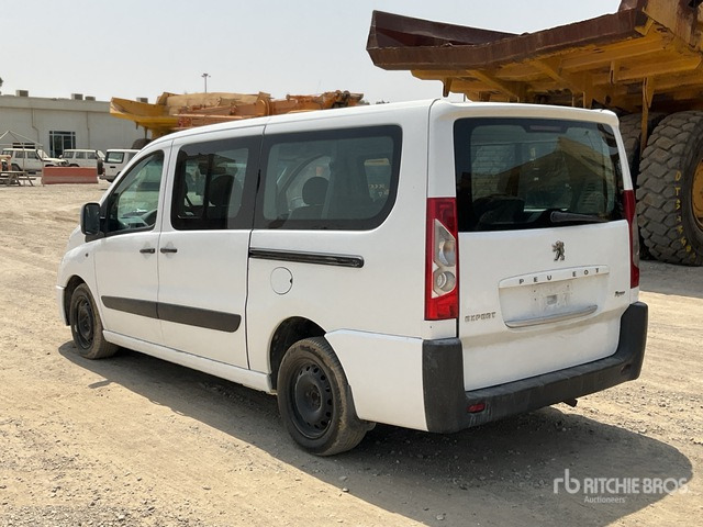 2010 Peugeot Expert Tepee - Пассажирский фургон: фото 4 2010 Peugeot Expert Tepee - Пассажирский фургон: фото 4