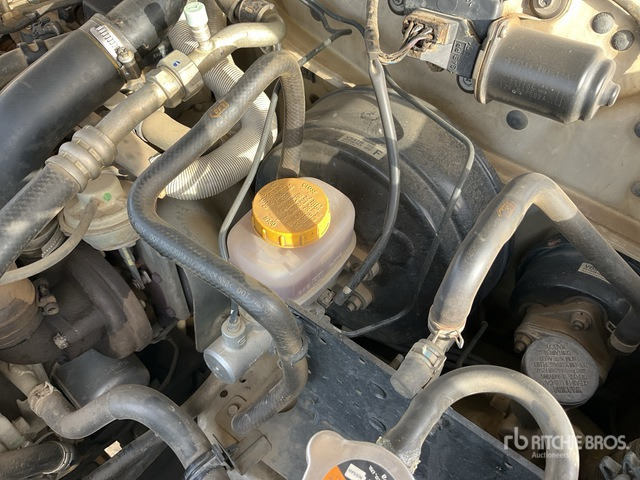 2013 Nissan Patrol GL 4x4 SUV - Внедорожник: фото 4 2013 Nissan Patrol GL 4x4 SUV - Внедорожник: фото 4