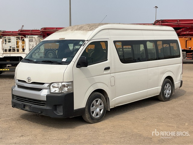 2018 Toyota Hiace 4x2 15-Seat Mini Bus - Микроавтобус, Пассажирский фургон: фото 2 2018 Toyota Hiace 4x2 15-Seat Mini Bus - Микроавтобус, Пассажирский фургон: фото 2