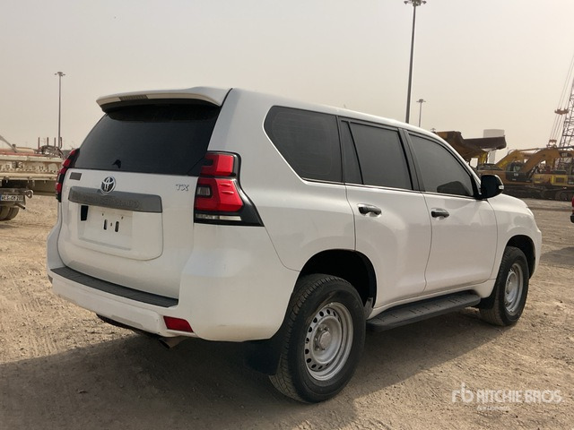 Внедорожник 2018 Toyota Prado TX 150L 4x4 SUV: фото 6