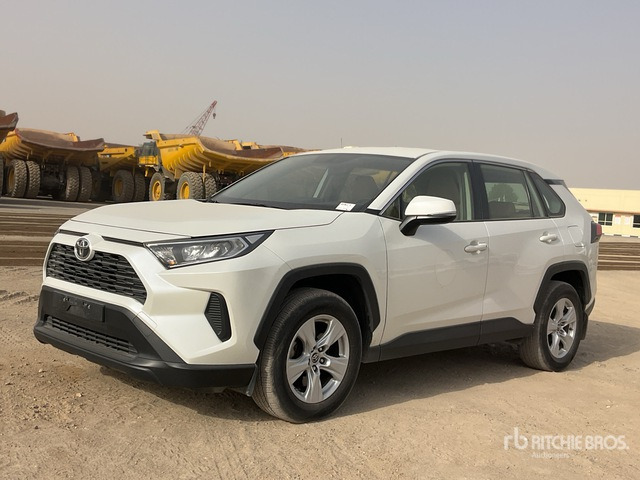 2019 Toyota RAV4 4WD SUV - Внедорожник: фото 1 2019 Toyota RAV4 4WD SUV - Внедорожник: фото 1