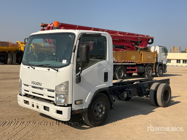 2020 Isuzu Reward NP 4x2 Cab and Chassis - Грузовик-шасси: фото 2 2020 Isuzu Reward NP 4x2 Cab and Chassis - Грузовик-шасси: фото 2