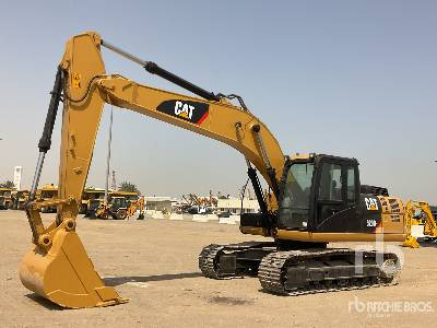 CAT 320D2 - Гусеничный экскаватор: фото 1 CAT 320D2 - Гусеничный экскаватор: фото 1