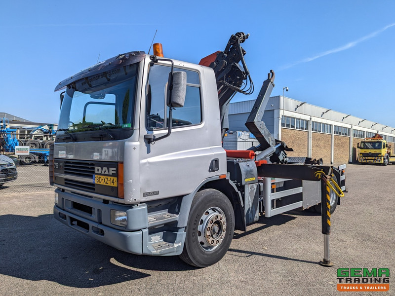 DAF 75.240 4x2 Dagcab Euro1 - Haakarm 14T + Palfinger PK11000 - Afstandsbediening - Крюковой мультилифт, Автоманипулятор: фото 1 DAF 75.240 4x2 Dagcab Euro1 - Haakarm 14T + Palfinger PK11000 - Afstandsbediening - Крюковой мультилифт, Автоманипулятор: фото 1