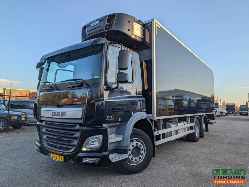 DAF CF 290 FAN 6x2/4 DagCab Euro6 - Koel-VriesBak 7.9m + Carrier Supra 1150MT + Laadklep 2000kg - 07/2025APK - Рефрижератор: фото 1 DAF CF 290 FAN 6x2/4 DagCab Euro6 - Koel-VriesBak 7.9m + Carrier Supra 1150MT + Laadklep 2000kg - 07/2025APK - Рефрижератор: фото 1