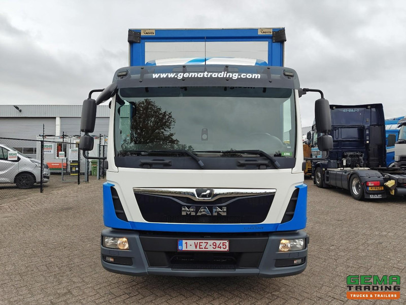 Тентованный грузовик MAN TGL 12.250 4x2 Dagcab Euro6 - 12T - Schuifzeilenbak 7.7m + Laadklep 1500kg - 3 Zitplaatsen - 125.000km!: фото 9