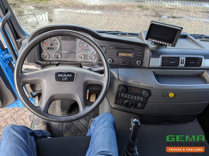 Фото интерьера 3: Автовоз MAN TGS 26.360 6X4H-2 BL HydroDrive - Oprijwagen - Hydr. Ramp 4.2M - NewLike 24.000KM!  (V801)