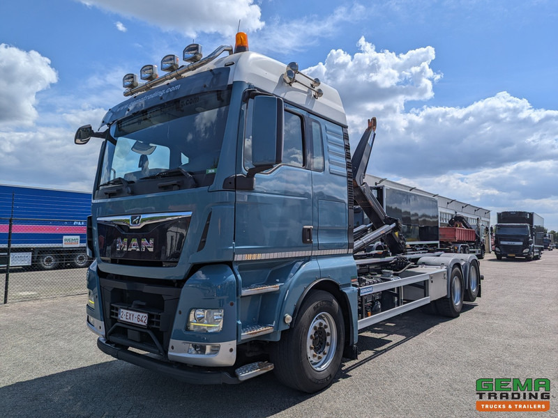 MAN TGX 28.460 6x2 XL Euro6 - Haakarm systeem 20T - Hydrolift HL20-6430 - Lift-As - Vangmuil - Крюковой мультилифт: фото 1 MAN TGX 28.460 6x2 XL Euro6 - Haakarm systeem 20T - Hydrolift HL20-6430 - Lift-As - Vangmuil - Крюковой мультилифт: фото 1