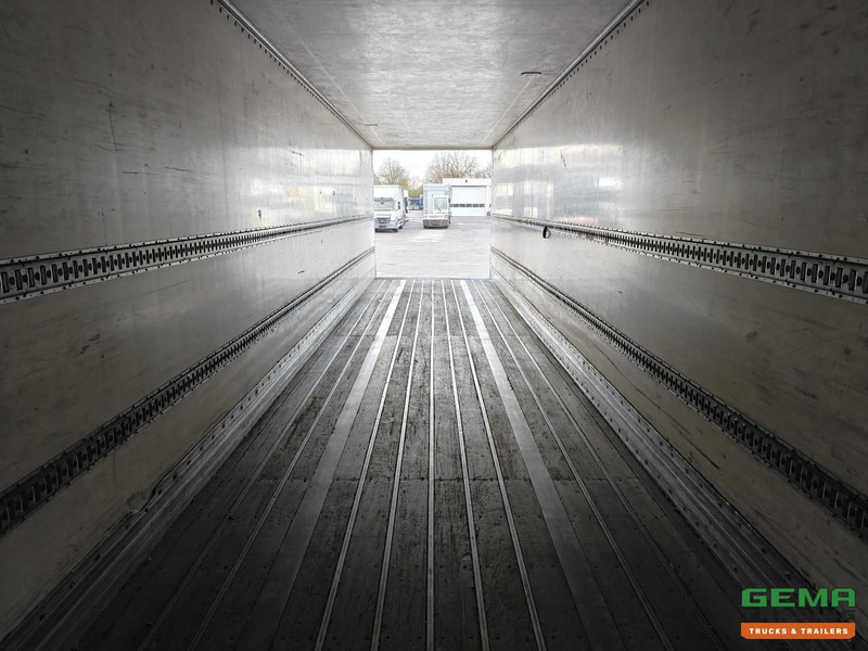 Полуприцеп-фургон Netam-Fruehauf XMH ONCRPO 3 Assen ROR - Gesloten Opbouw - Schijfremmen - Hardhouten Vloer - Waterdicht - GEEN KENTEKEN: фото 12 Полуприцеп-фургон Netam-Fruehauf XMH ONCRPO 3 Assen ROR - Gesloten Opbouw - Schijfremmen - Hardhouten Vloer - Waterdicht - GEEN KENTEKEN: фото 12