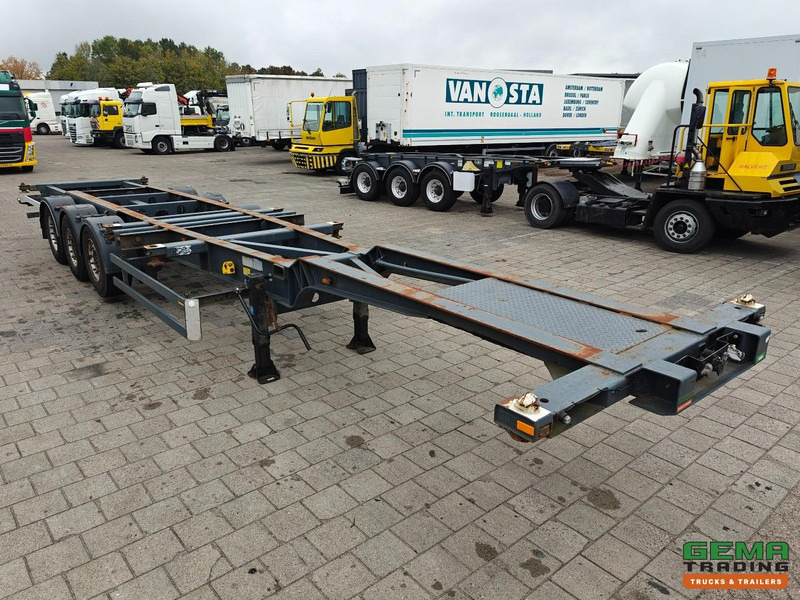 Schmitz Cargobull SCF 24 G 3-Assen MB - LiftAs - Schijfremmen - Vast Chassis - 2x20FT 1x30FT 40FT aansluiting - Полуприцеп-контейнеровоз/ Сменный кузов: фото 4 Schmitz Cargobull SCF 24 G 3-Assen MB - LiftAs - Schijfremmen - Vast Chassis - 2x20FT 1x30FT 40FT aansluiting - Полуприцеп-контейнеровоз/ Сменный кузов: фото 4