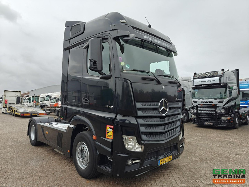 Mercedes-Benz Actros 1942 4x2 Megaspace Euro6 - Dubbele Tanks - SneeuwKettingen - SMARTTacho V2 - 02/2026 APK - Тягач: фото 2 Mercedes-Benz Actros 1942 4x2 Megaspace Euro6 - Dubbele Tanks - SneeuwKettingen - SMARTTacho V2 - 02/2026 APK - Тягач: фото 2