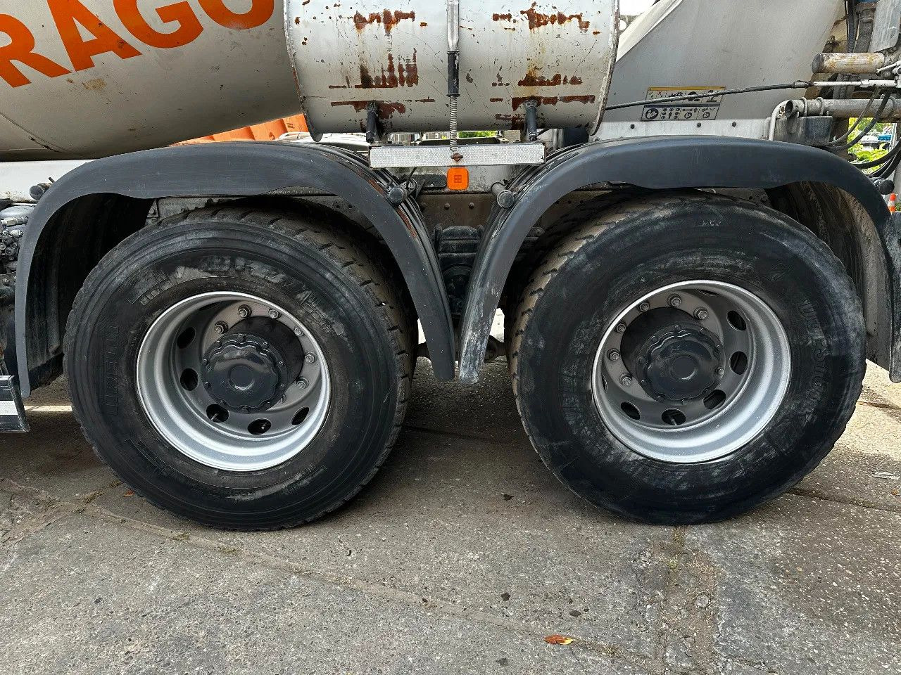 MAN TGA 35.360 8X4 CIFA Beton Mixer Spring/Spring ZF - Автобетоносмеситель: фото 5 MAN TGA 35.360 8X4 CIFA Beton Mixer Spring/Spring ZF - Автобетоносмеситель: фото 5