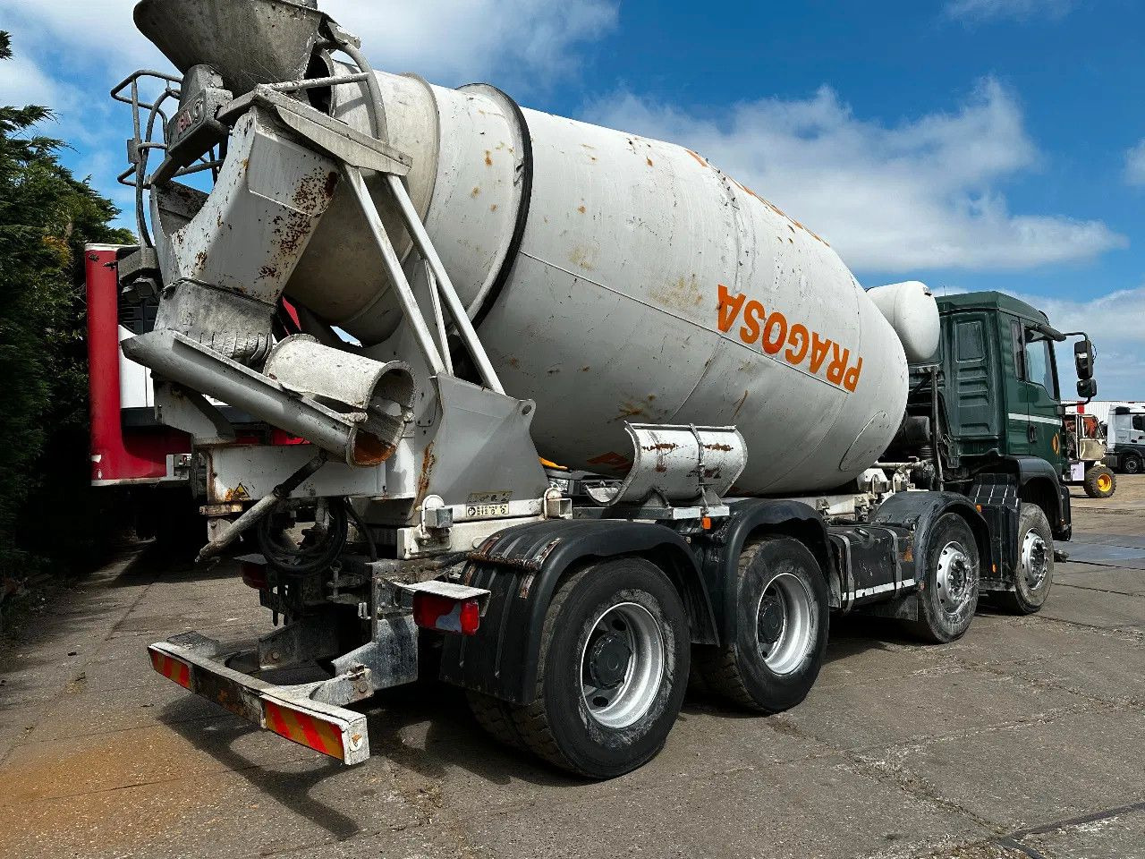 MAN TGA 35.360 8X4 CIFA Beton Mixer Spring/Spring ZF - Автобетоносмеситель: фото 4 MAN TGA 35.360 8X4 CIFA Beton Mixer Spring/Spring ZF - Автобетоносмеситель: фото 4
