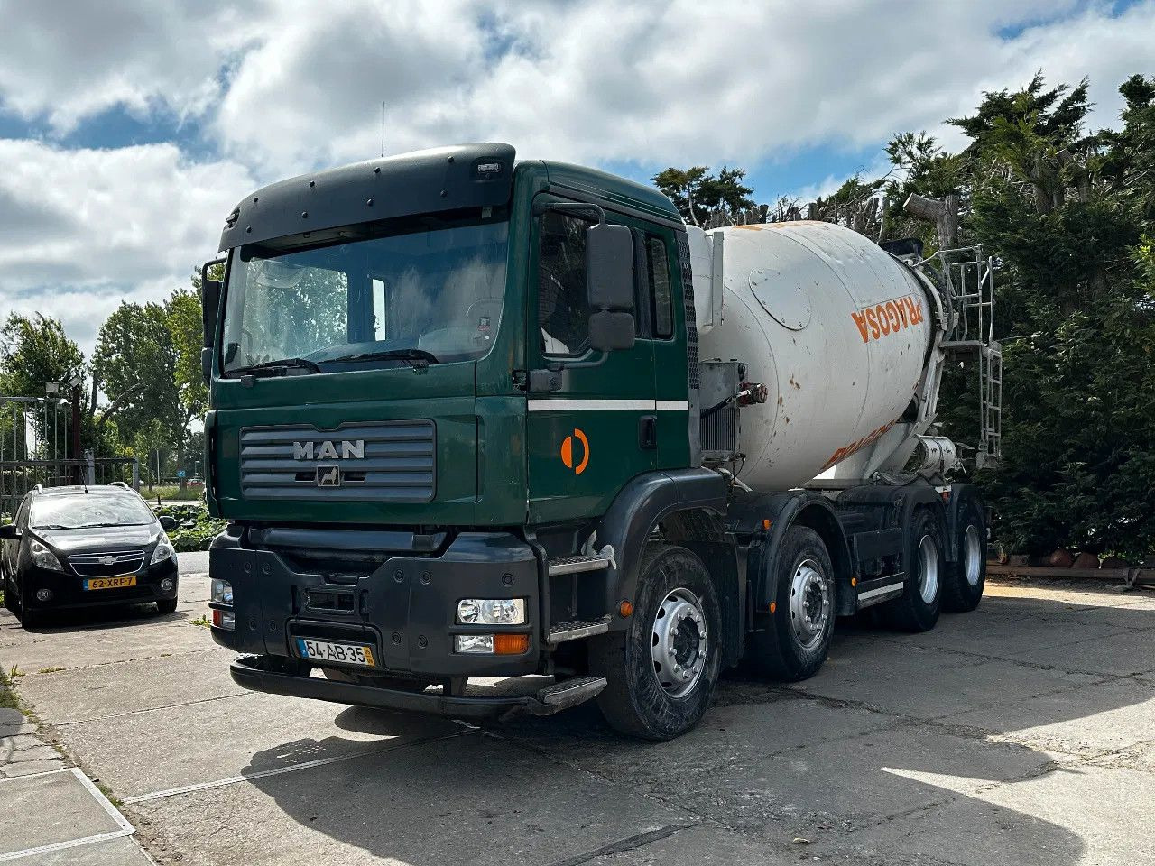 MAN TGA 35.360 8X4 CIFA Beton Mixer Spring/Spring ZF - Автобетоносмеситель: фото 2 MAN TGA 35.360 8X4 CIFA Beton Mixer Spring/Spring ZF - Автобетоносмеситель: фото 2