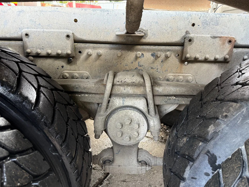 MAN TGA 35.360 8X4 SCHWING Beton Mixer Spring/Spring ZF Manual Gearbox - Автобетоносмеситель: фото 5 MAN TGA 35.360 8X4 SCHWING Beton Mixer Spring/Spring ZF Manual Gearbox - Автобетоносмеситель: фото 5