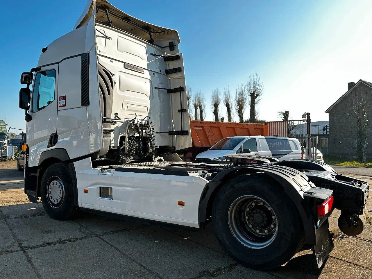 Renault T460 4X2 Tractor-unit Spring/Air PROD2019 Retard - Тягач: фото 3 Renault T460 4X2 Tractor-unit Spring/Air PROD2019 Retard - Тягач: фото 3