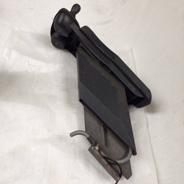 Armrest for Linde / 335-02/ - Электрическая система для Погрузочно-разгрузочной техники: фото 4 Armrest for Linde / 335-02/ - Электрическая система для Погрузочно-разгрузочной техники: фото 4