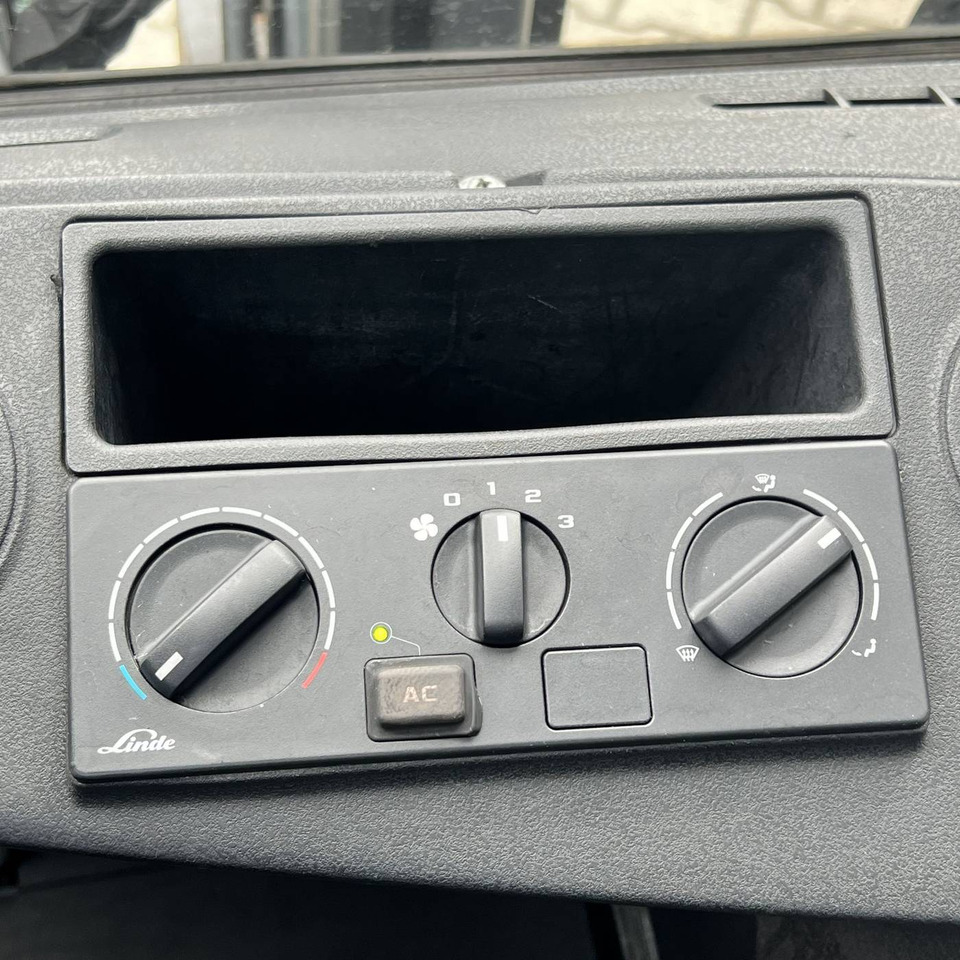 Дизельный погрузчик Linde H40D (394-02) EVO: фото 10